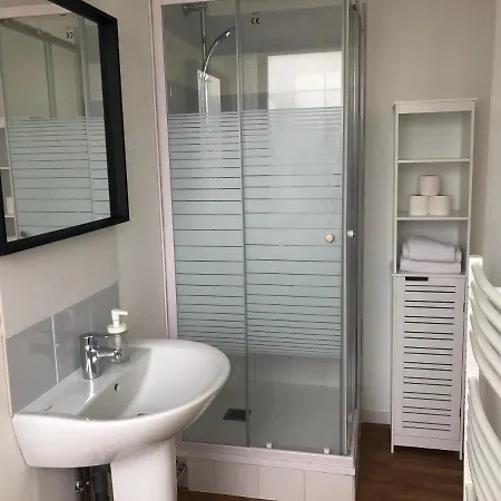 Hyper Centre - Wifi Fibre Gratuit - Jergweloh - Le Parisien 凯恩