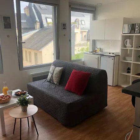 Hyper Centre - Wifi Fibre Gratuit - Jergweloh - Le Parisien *