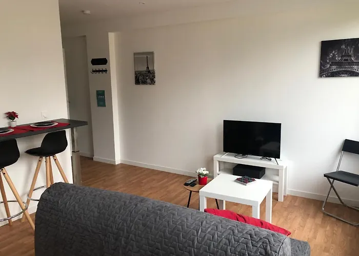 Apartment Hyper Centre - Wifi Fibre Gratuit - Jergweloh - Le Parisien *